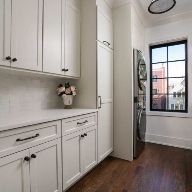 1331 W Melrose St (25)-resized
