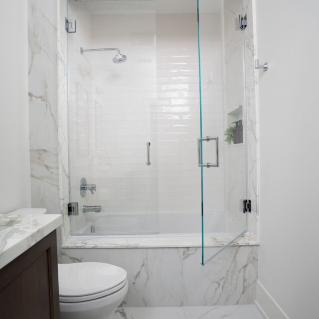 1331 W Melrose St (31)-resized