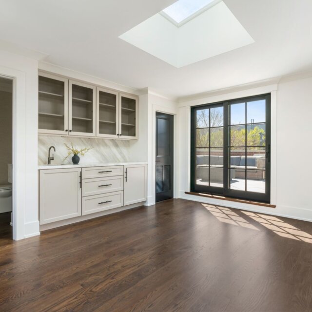 1331 W Melrose St (40)-resized